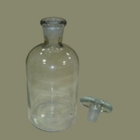 بطری مایعی ( دهانه تنگ ) 500 سی سی شیشه ای روشن 